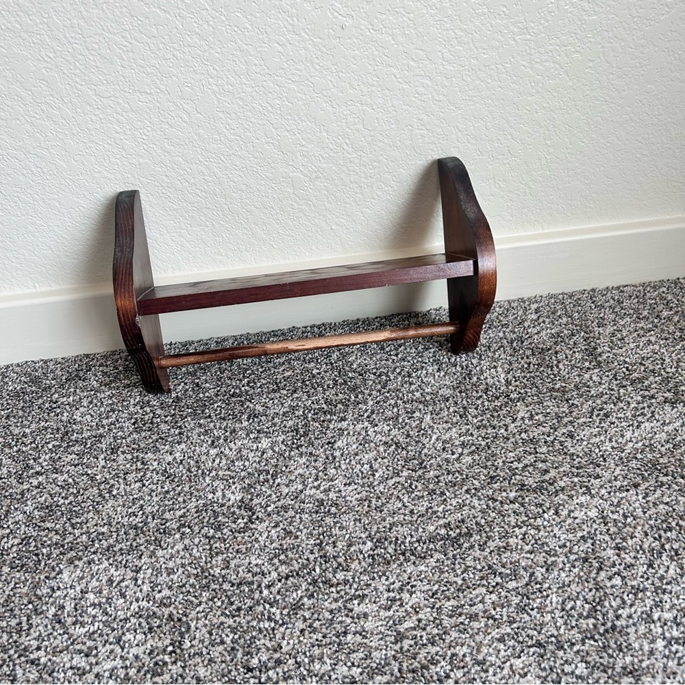 Wood Country Chic Towel Holder Shelf - Bathroom or Kitchen Shelf - Picture 2 of 9